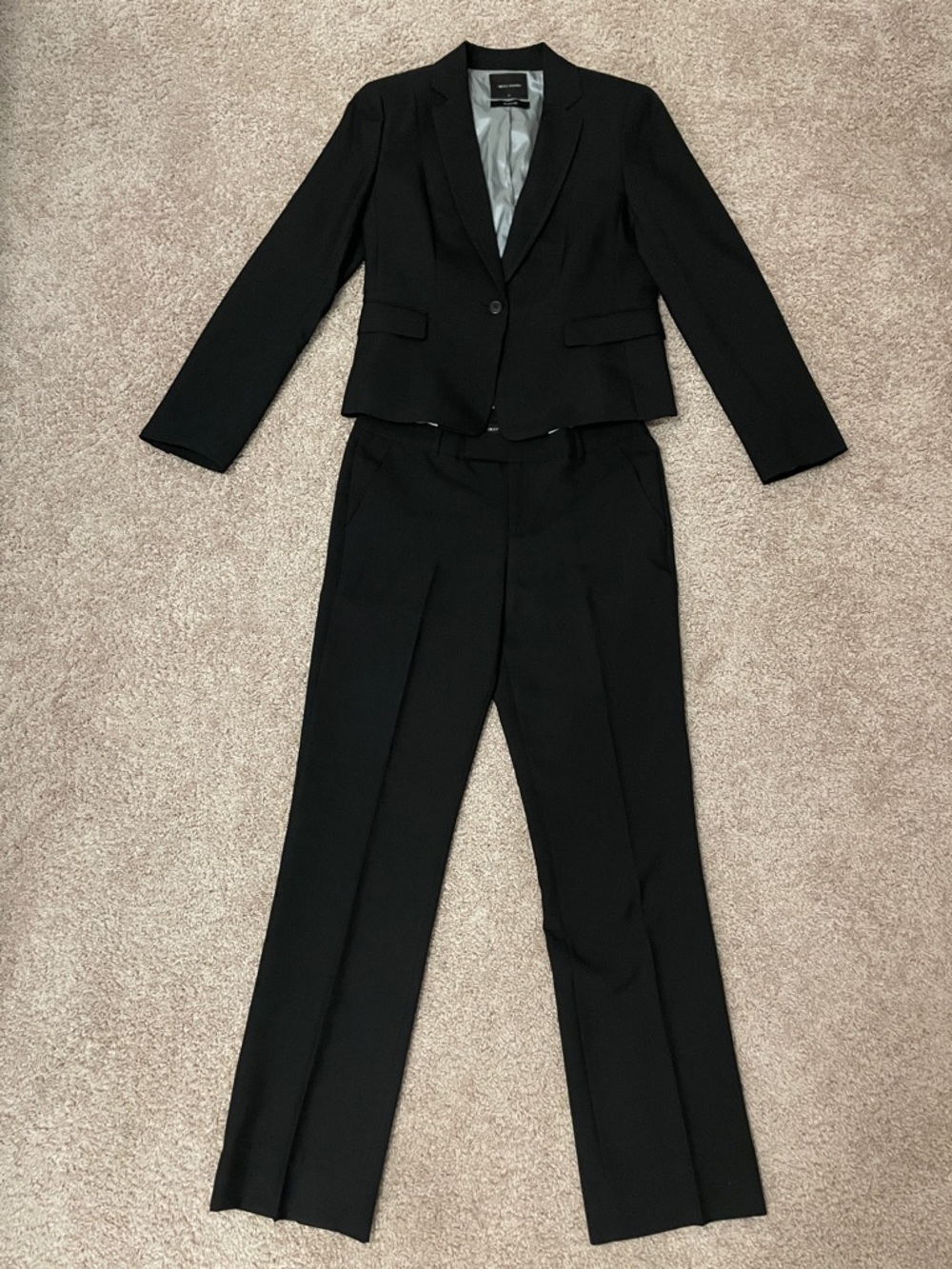 G2000 Black Two-Piece Women's Suit Jacket & Pants (Bundle sell)
